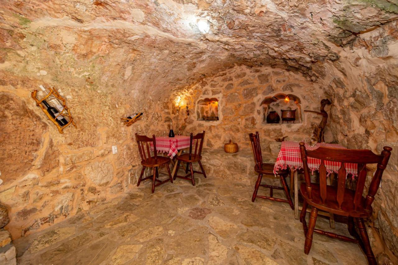 Ethno House Osobak Bed and Breakfast Virpazar Esterno foto